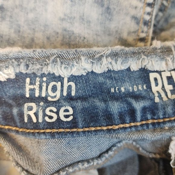 VINTAGE REUNION Rewash Womens7/28 High Rise Distressed Cut Off Denim Jean Shorts - Picture 4 of 6